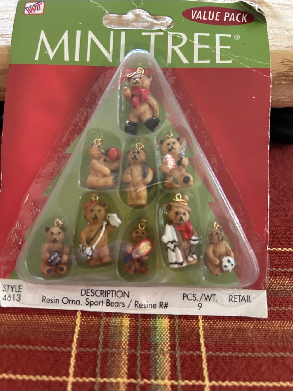 Mini Tree Vintage Resin Ornaments Sport Bears Style #4613 9 Piece Value Pack New - Picture 3 of 4